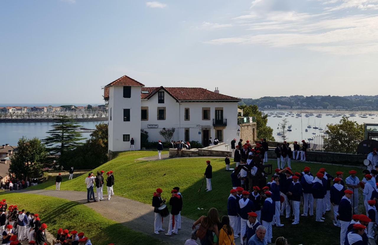 Hostal Zaragoza Hondarribia Eksteriør bilde